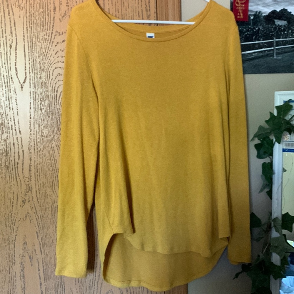 Yellow long sleeve dress shirt